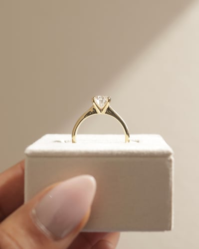 8x6mm oval moissanite