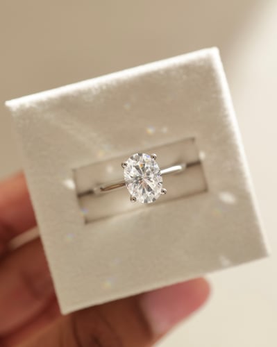 9x6.5mm oval moissanite