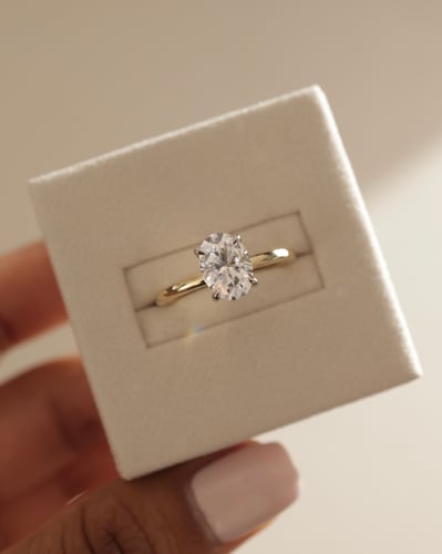 9x6.5mm oval moissanite
