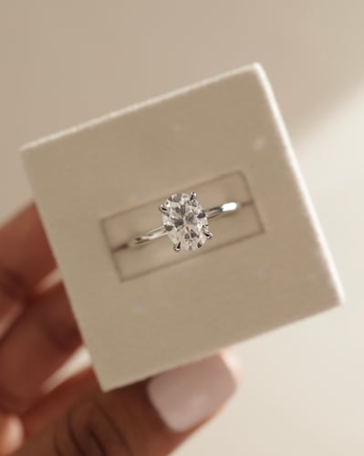 9x6.5mm oval moissanite