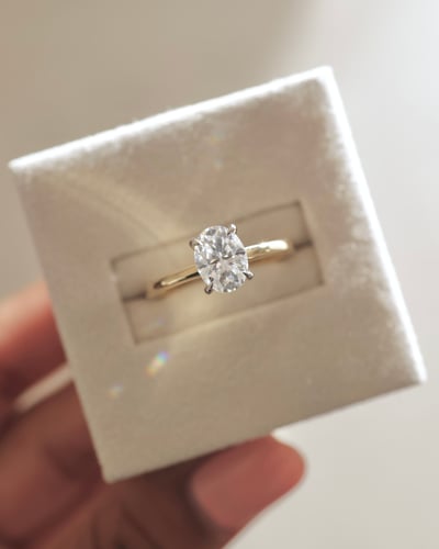 8x6mm oval moissanite