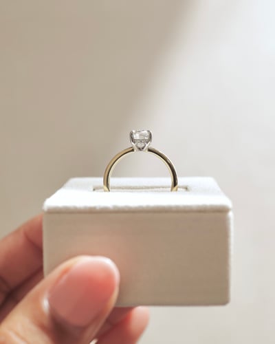 8x6mm oval moissanite