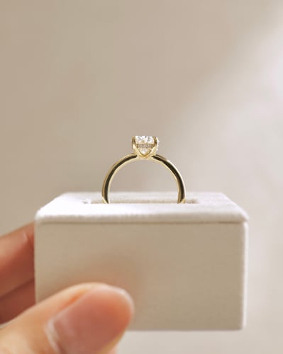 1.96ct oval diamond