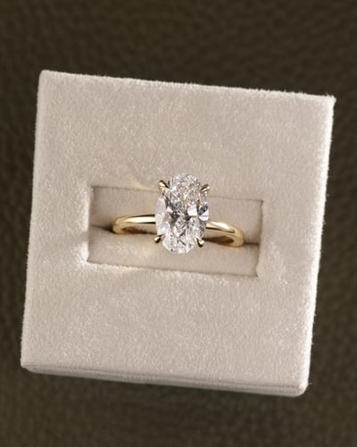 2.56ct oval diamond