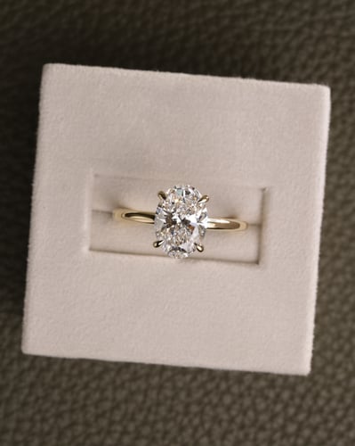 2.10ct oval diamond
