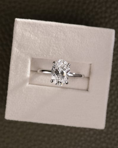 2.10ct oval diamond