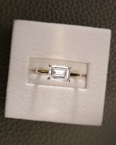 2.06ct emerald diamond