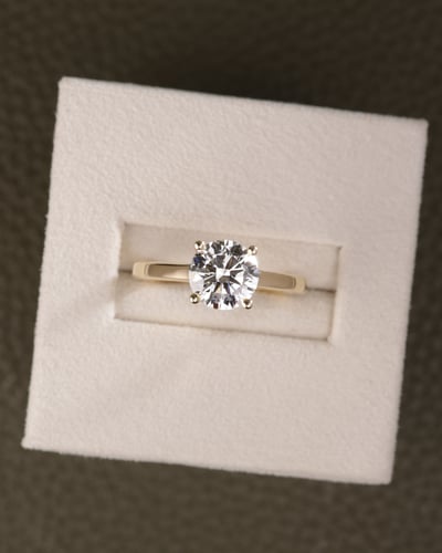 1.59ct round diamond