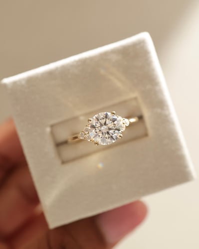 8mm round moissanite
