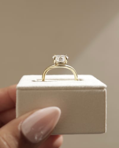 9x6.5mm oval moissanite