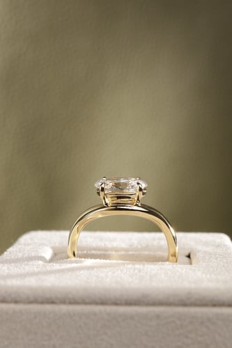1.60ct oval diamond