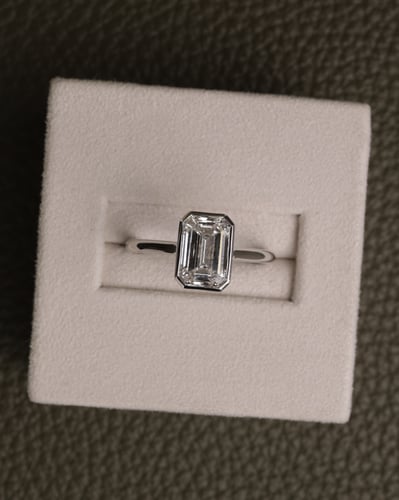 2.07ct emerald diamond