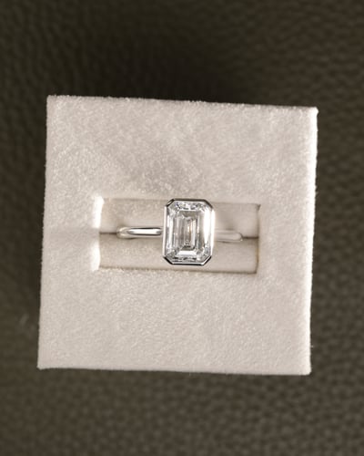 2.46ct emerald diamond