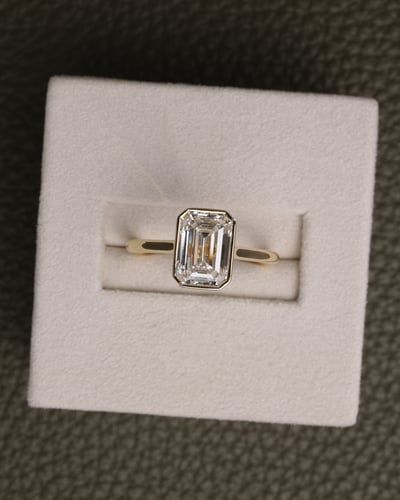 2.51ct emerald diamond