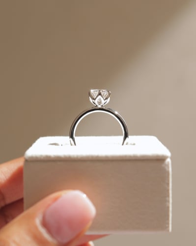 7mm round moissanite