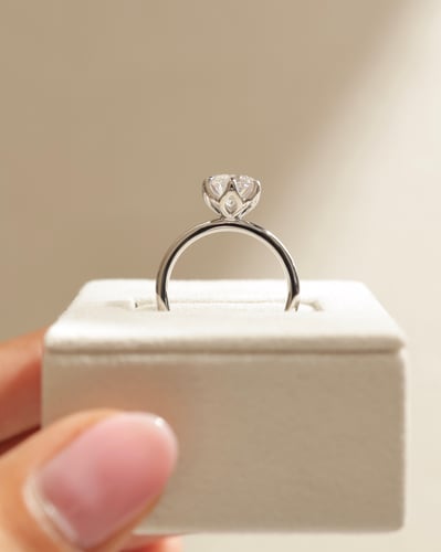 7.5mm round moissanite