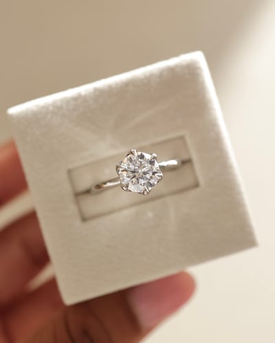 7.5mm round moissanite
