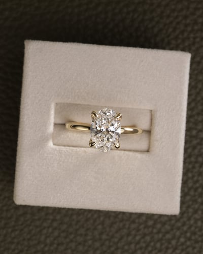 2.10ct oval diamond