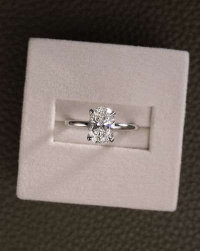 1.56ct oval diamond