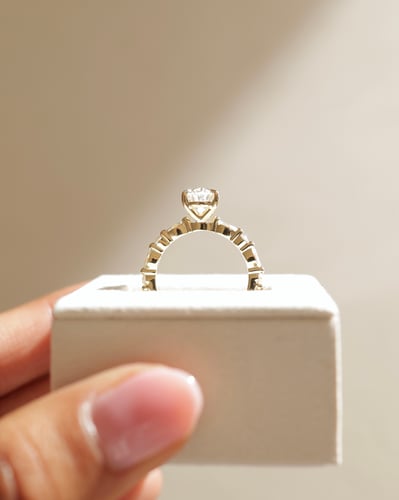 9x6mm pear moissanite