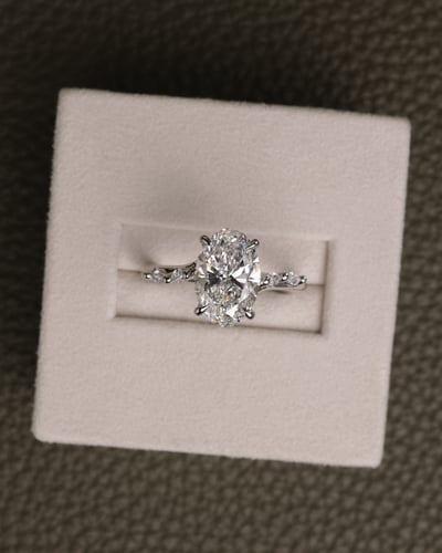 2.40ct oval diamond