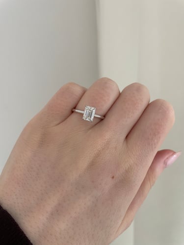 7.5x5.5mm emerald moissanite
