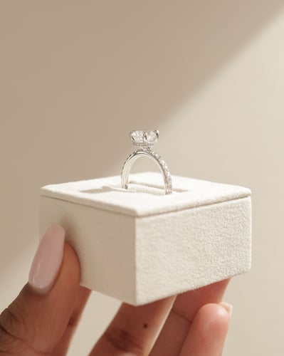 9x6mm pear moissanite