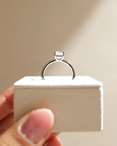 7.5x5.5mm radiant moissanite