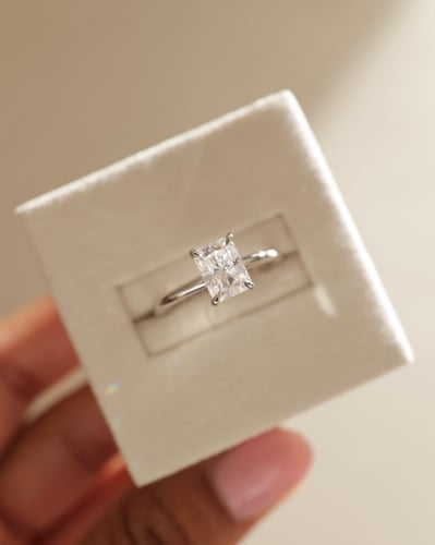 7.5x5.5mm radiant moissanite