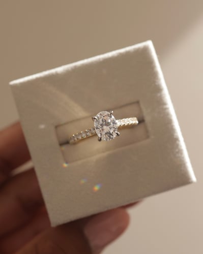 8x6mm oval moissanite
