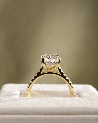 3.72ct oval diamond