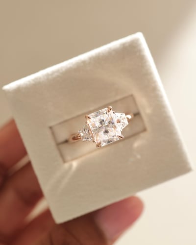 9x7mm radiant moissanite