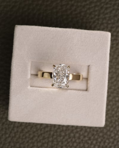 2.84ct elongated cushion diamond