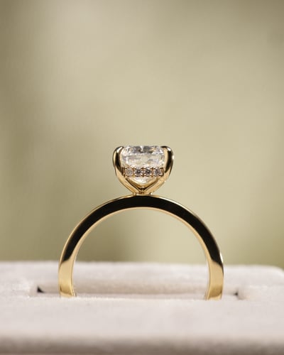 2.84ct elongated cushion diamond