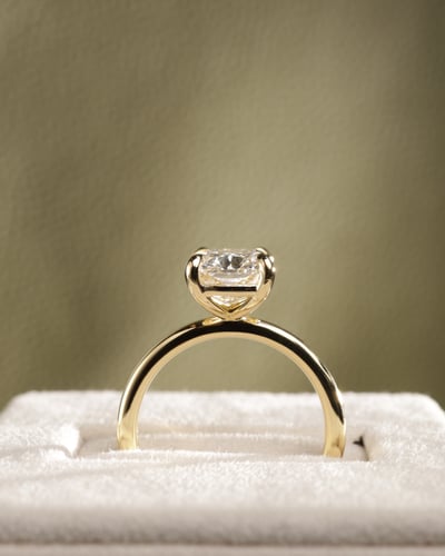 2.88ct elongated cushion diamond