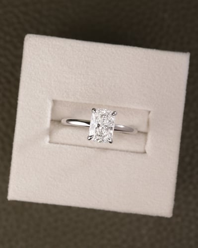 1.55ct elongated cushion diamond