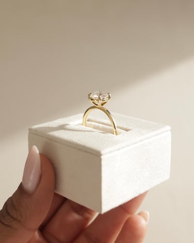 8mm round moissanite
