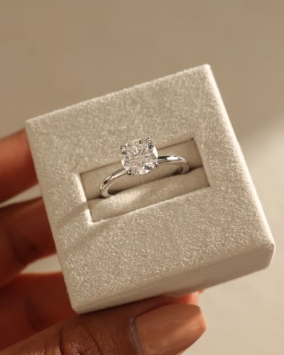 7.5mm round moissanite
