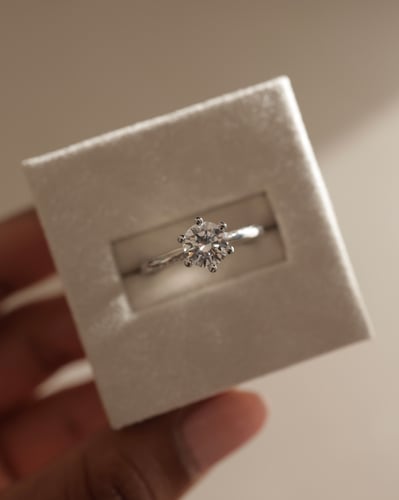 1.00ct round diamond