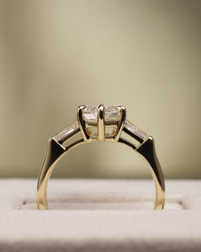 1.85ct elongated hexagon diamond