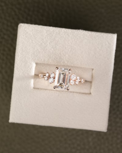 2.08ct emerald diamond