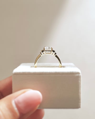 8.5x6.5mm emerald moissanite
