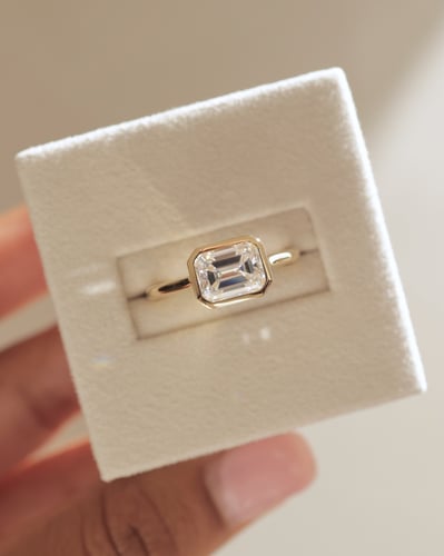 8x6mm emerald moissanite