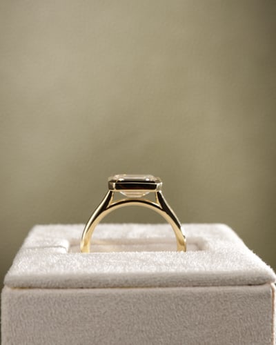 2.11ct emerald diamond