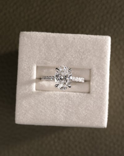 2.56ct oval diamond