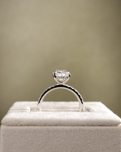2.56ct oval diamond