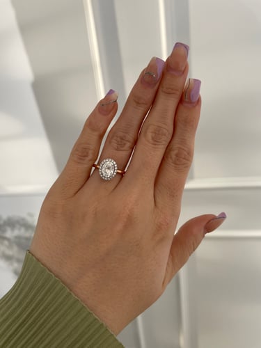 8x6mm oval moissanite