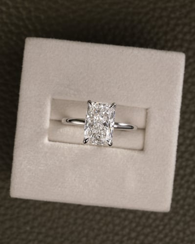 2.90ct elongated cushion diamond