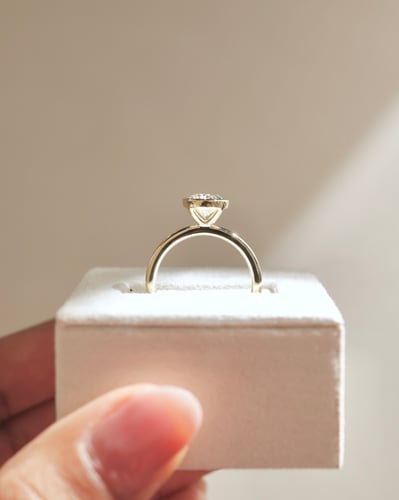 1.85ct oval diamond