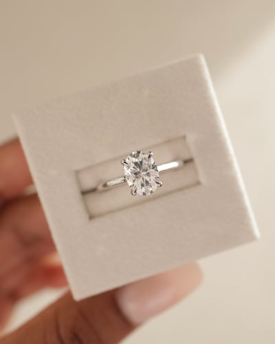 9x6.5mm oval moissanite